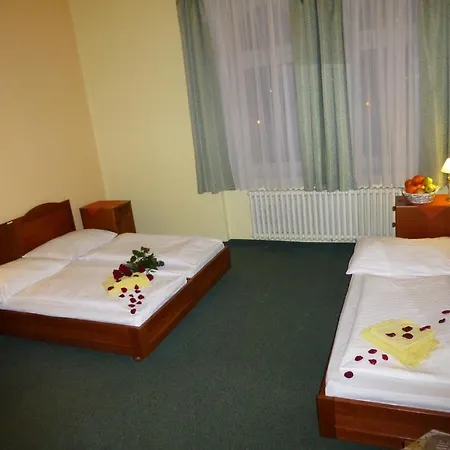 Korunni Princ Hotel