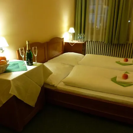 Korunni Princ Hotel