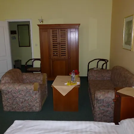 Korunni Princ Hotel